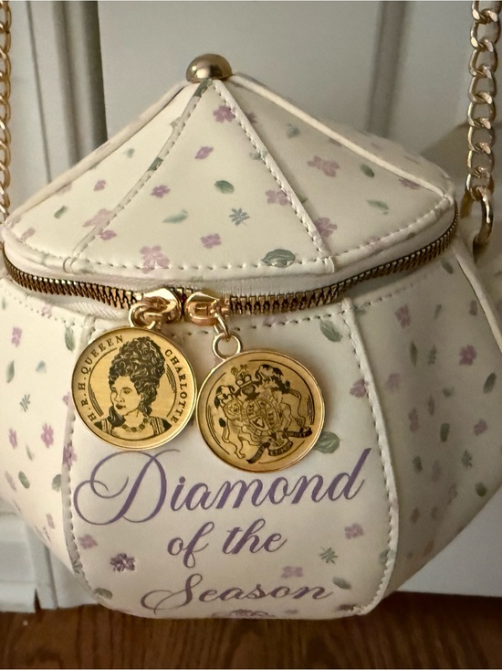 Handbags - Her Universe Bridgerton crossbody teapot purse